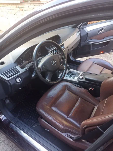Mercedes-Benz E-Клас 2009 - 2