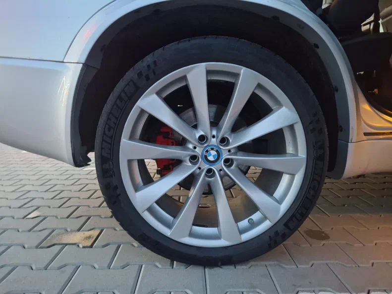 BMW X5 2008 - 13