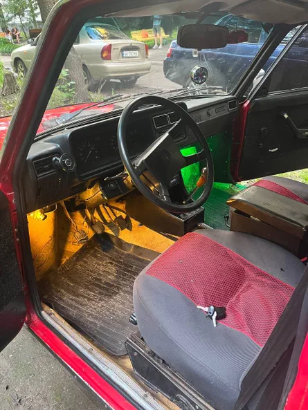 Lada (ВАЗ) 2107 1983 - 2