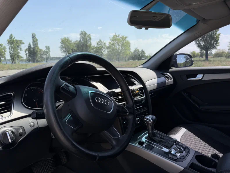 Audi A4 2012 - 3