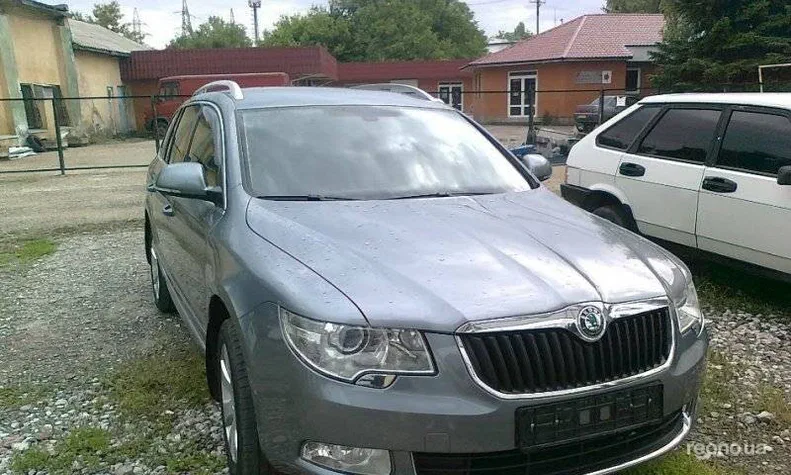 Skoda Superb 2010 - 0