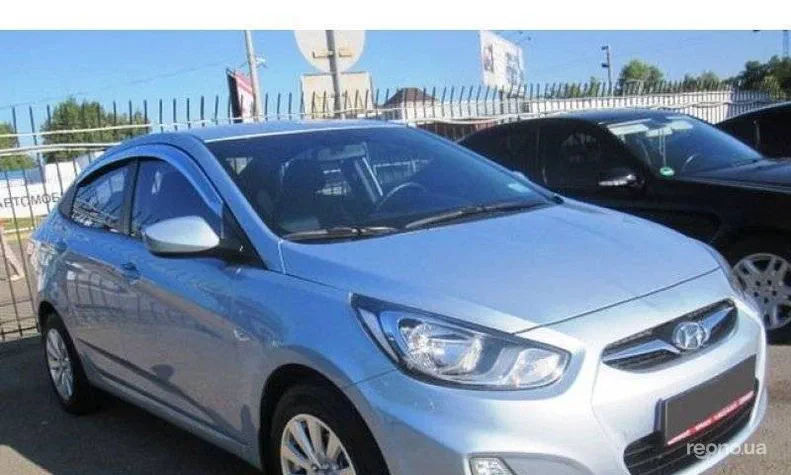 Hyundai Accent 2011 - 2