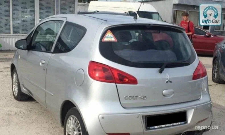 Mitsubishi Colt 2007 - 3