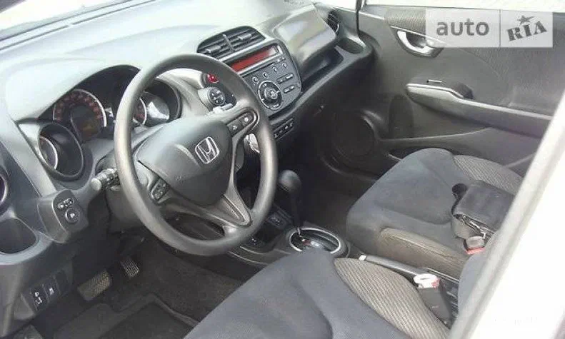 Honda Jazz 2011 - 3