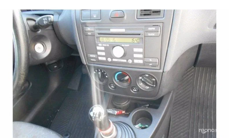 Ford Fiesta 2006 - 1