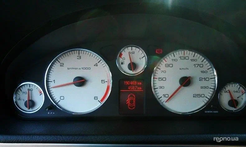 Peugeot 407 2008 - 7