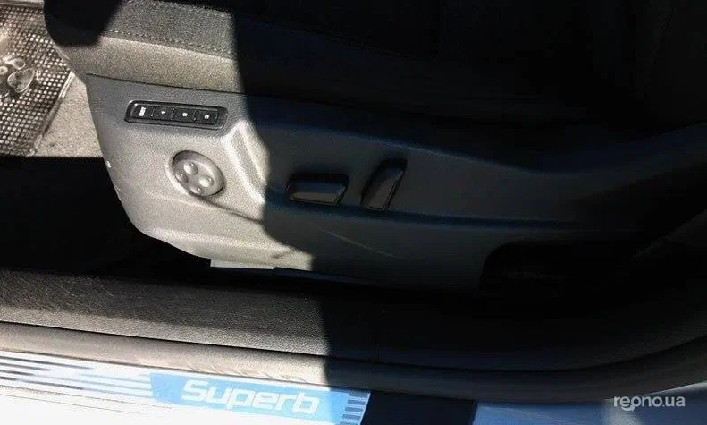 Skoda Superb 2010 - 20