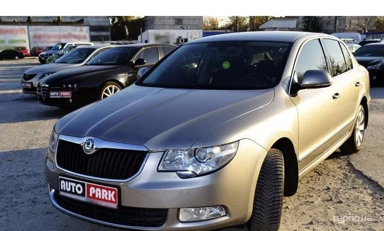 Skoda Superb 2010 - 9