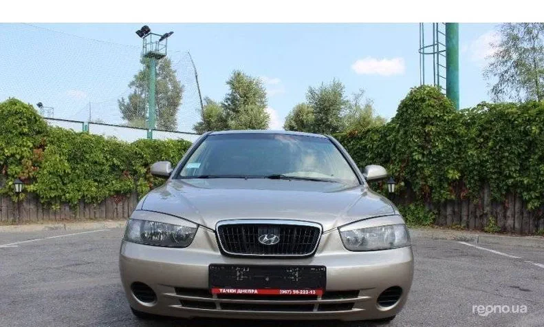 Hyundai Elantra 2002 - 17