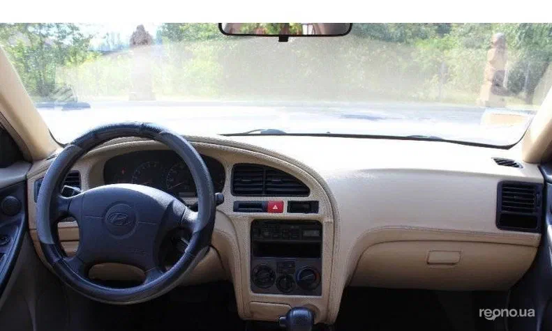 Hyundai Elantra 2002 - 26