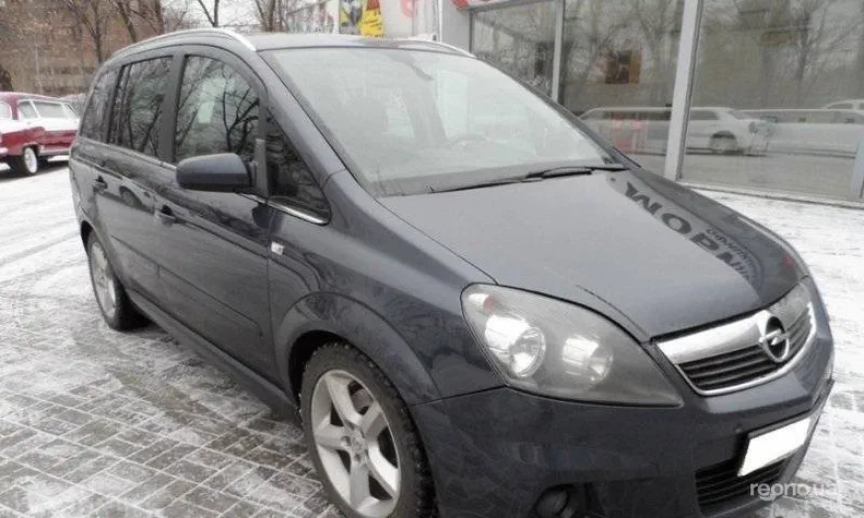 Opel Zafira 2008 - 0