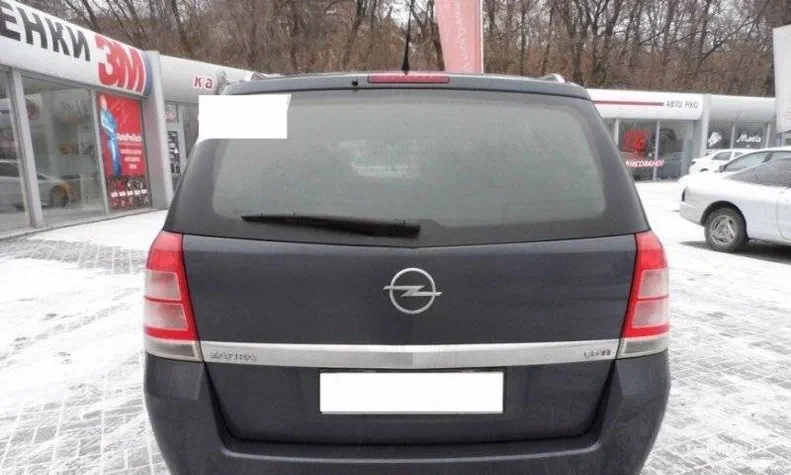 Opel Zafira 2008 - 5