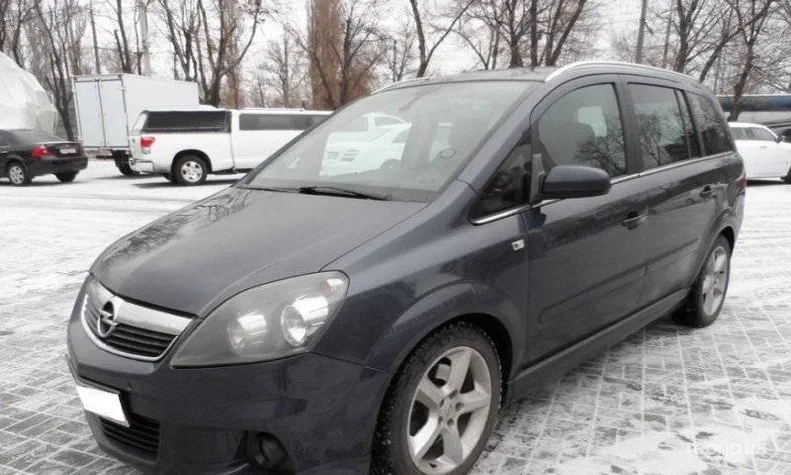 Opel Zafira 2008 - 2