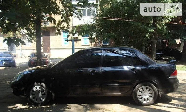 Mitsubishi Lancer 2005 - 6