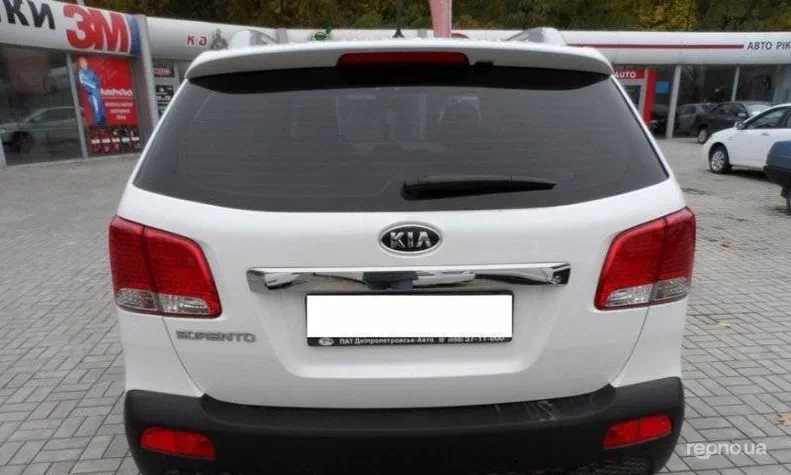 Kia Sorento 2011 - 3