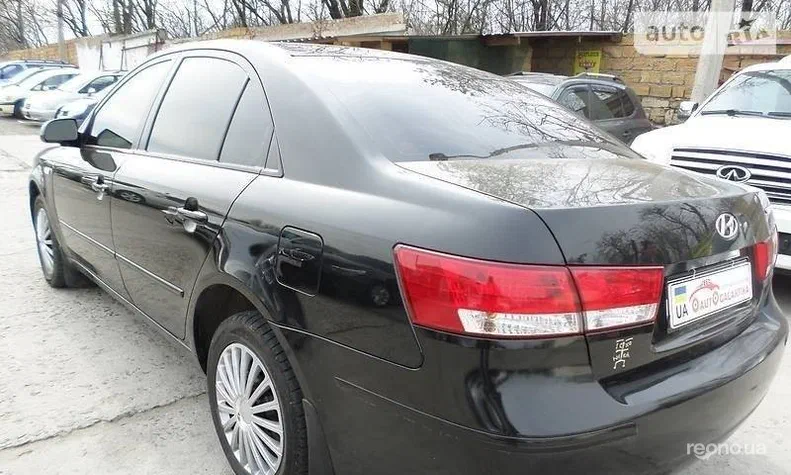 Hyundai Sonata 2008 - 1