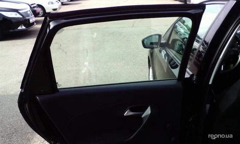 Volkswagen Polo 2012 - 15