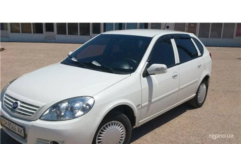 BMW 5 серія 2011 - 4