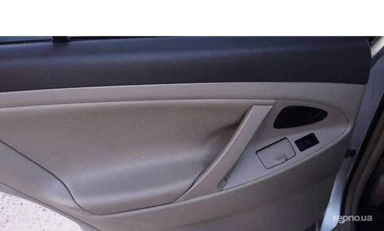 Toyota Camry 2008 - 9