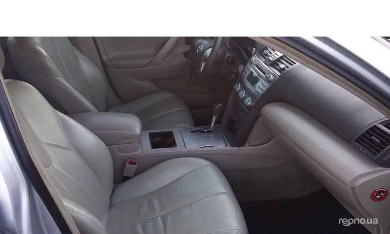 Toyota Camry 2008 - 4