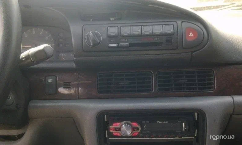 Nissan Bluebird 1995 - 3