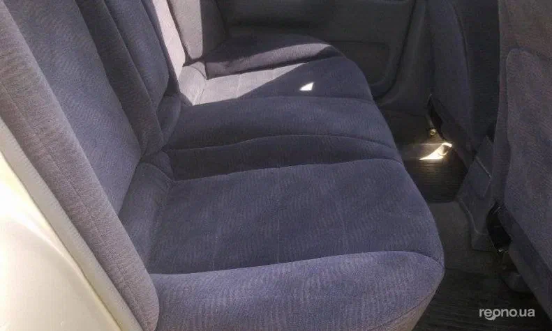 Nissan Bluebird 1995 - 1