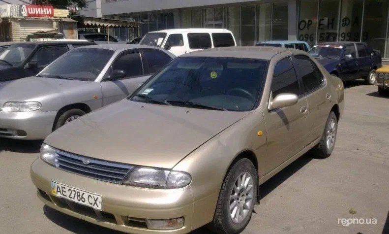Nissan Bluebird 1995 - 10