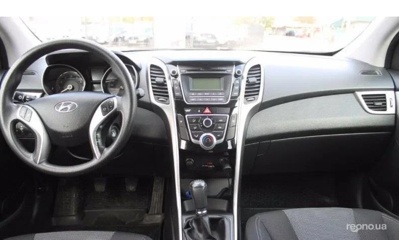 Hyundai i30 2013 - 16