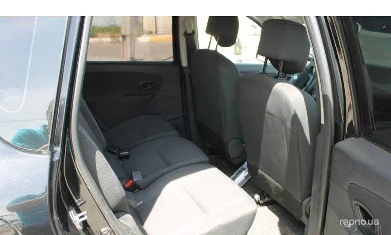 Renault Scenic 2011 - 12