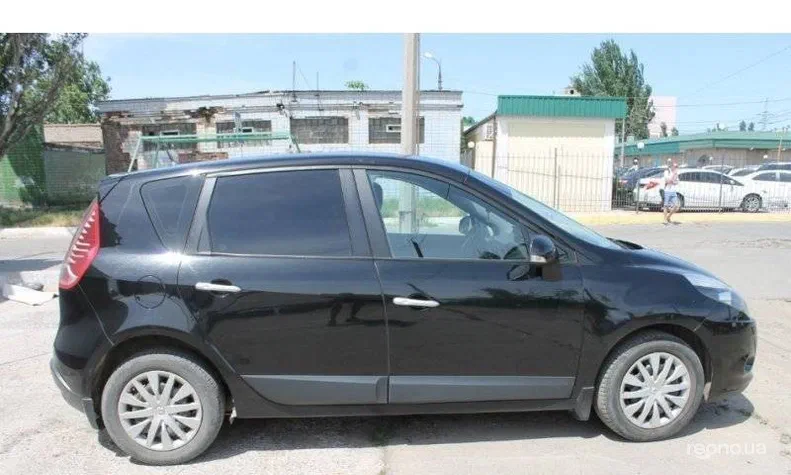 Renault Scenic 2011 - 15