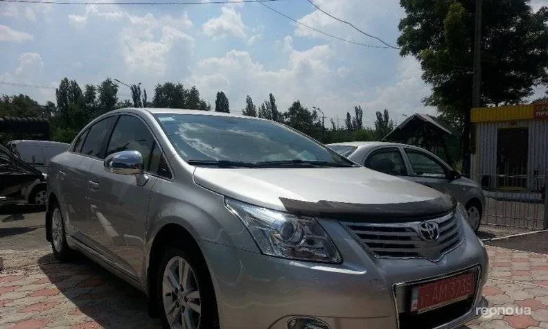 Toyota Avensis 2011 - 7