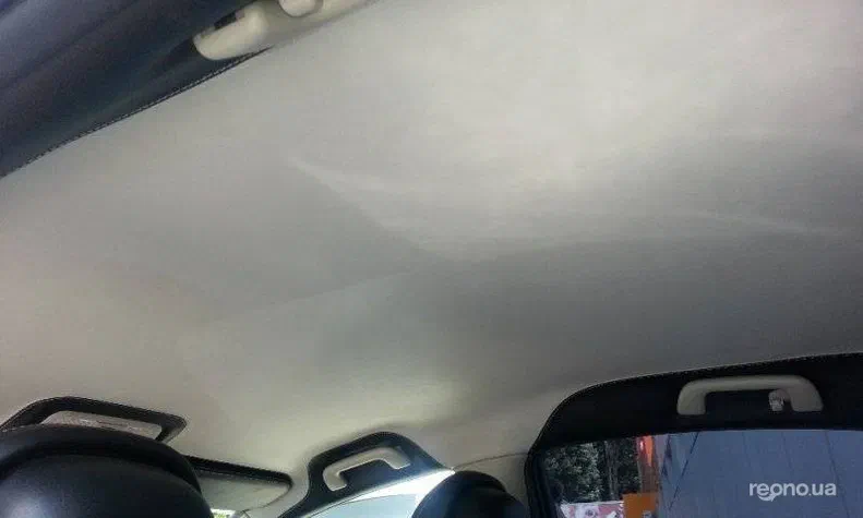 Toyota Avensis 2011 - 1