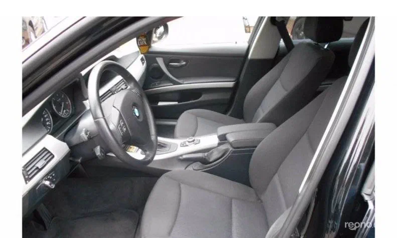 BMW 3 серія 2011 - 9