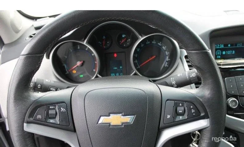 Chevrolet Cruze 2010 - 4