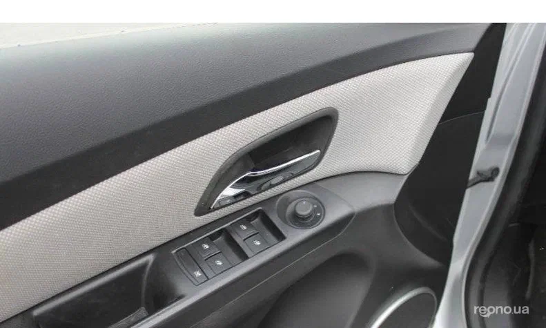 Chevrolet Cruze 2010 - 9