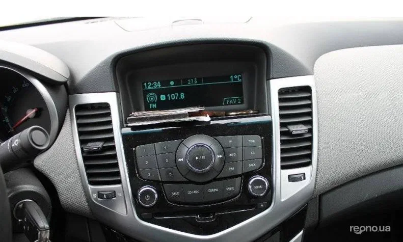 Chevrolet Cruze 2010 - 3