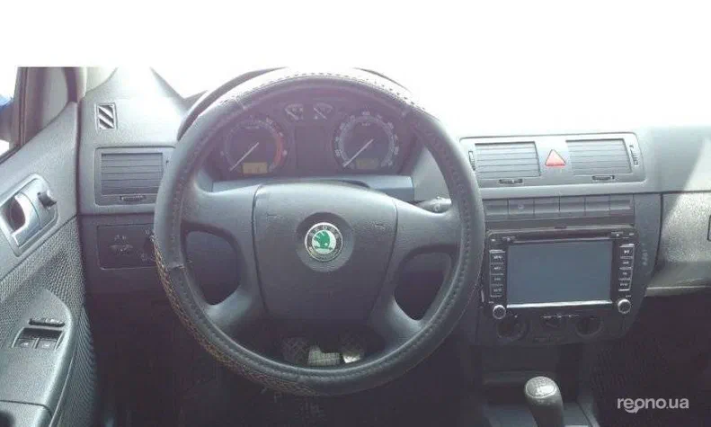 Skoda Fabia 2007 - 1