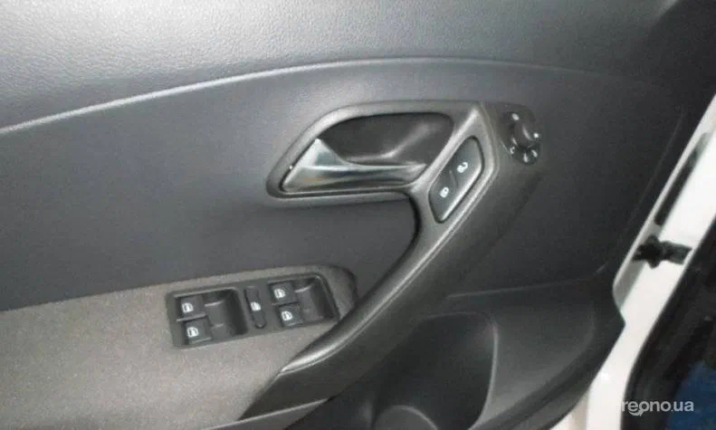 Volkswagen Polo 2013 - 3