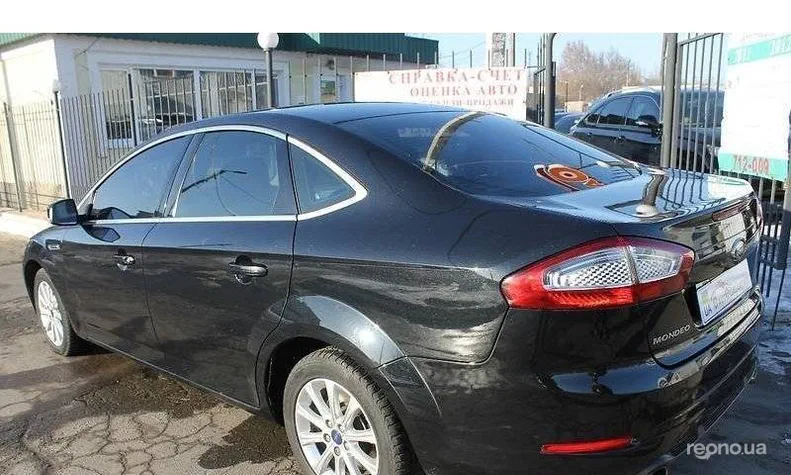 Ford Mondeo 2011 - 6