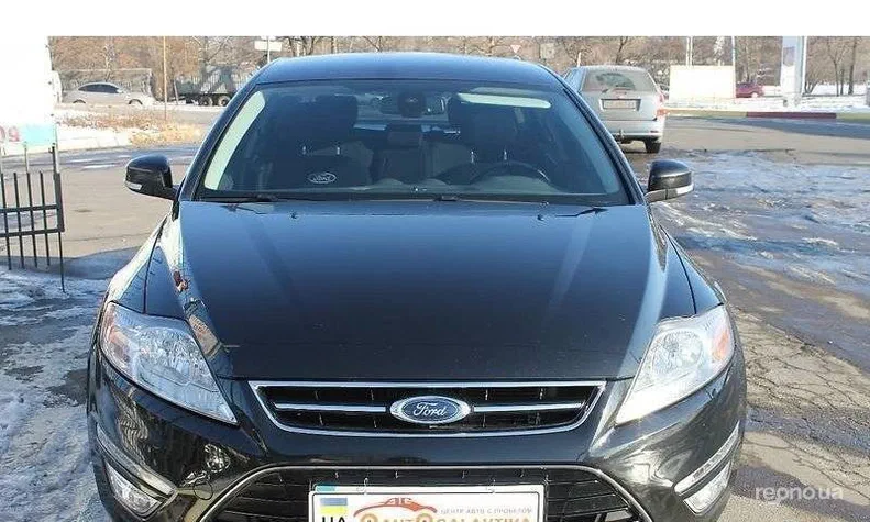 Ford Mondeo 2011 - 9