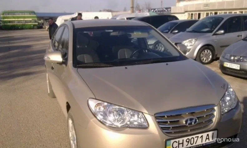 Hyundai Elantra 2010 - 1