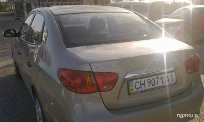 Hyundai Elantra 2010 - 0