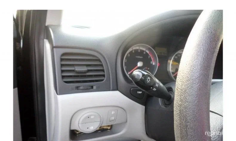 Hyundai Accent 2008 - 4