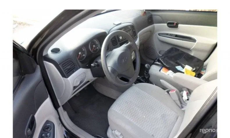 Hyundai Accent 2008 - 8