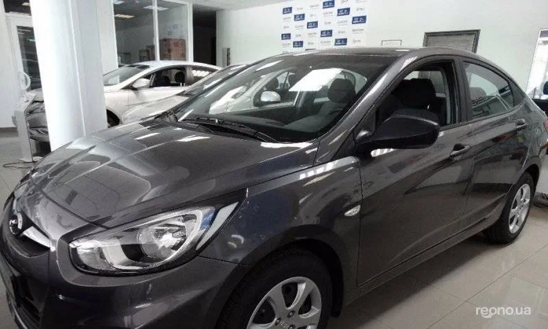Hyundai Accent 2015 - 3