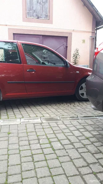 Volkswagen Golf 2000 - 7