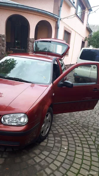 Volkswagen Golf 2000
