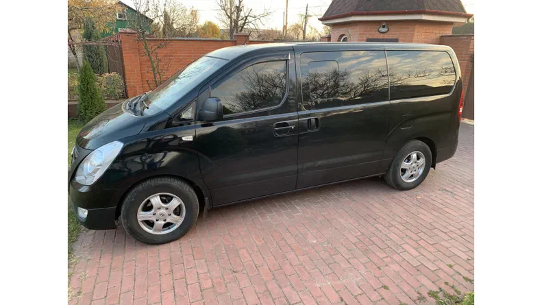 Hyundai H-1 2013 - 18