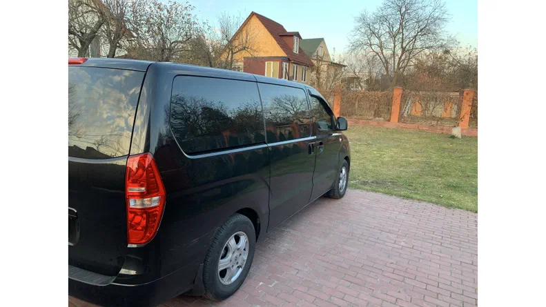 Hyundai H-1 2013 - 5