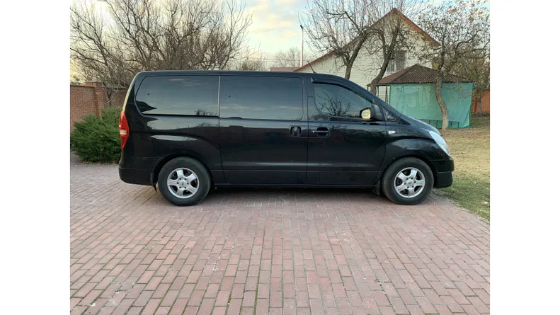 Hyundai H-1 2013 - 6